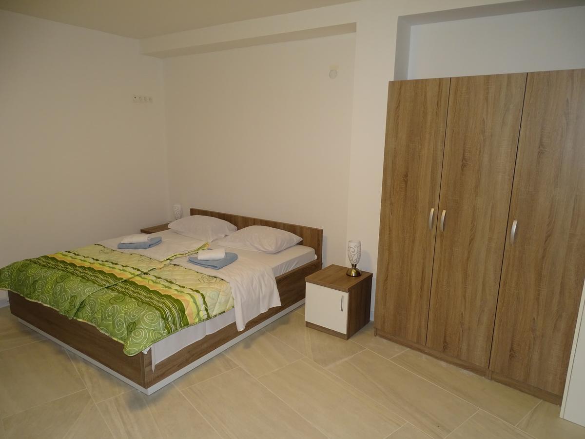 ויסוקו Motel Luxor מראה חיצוני תמונה