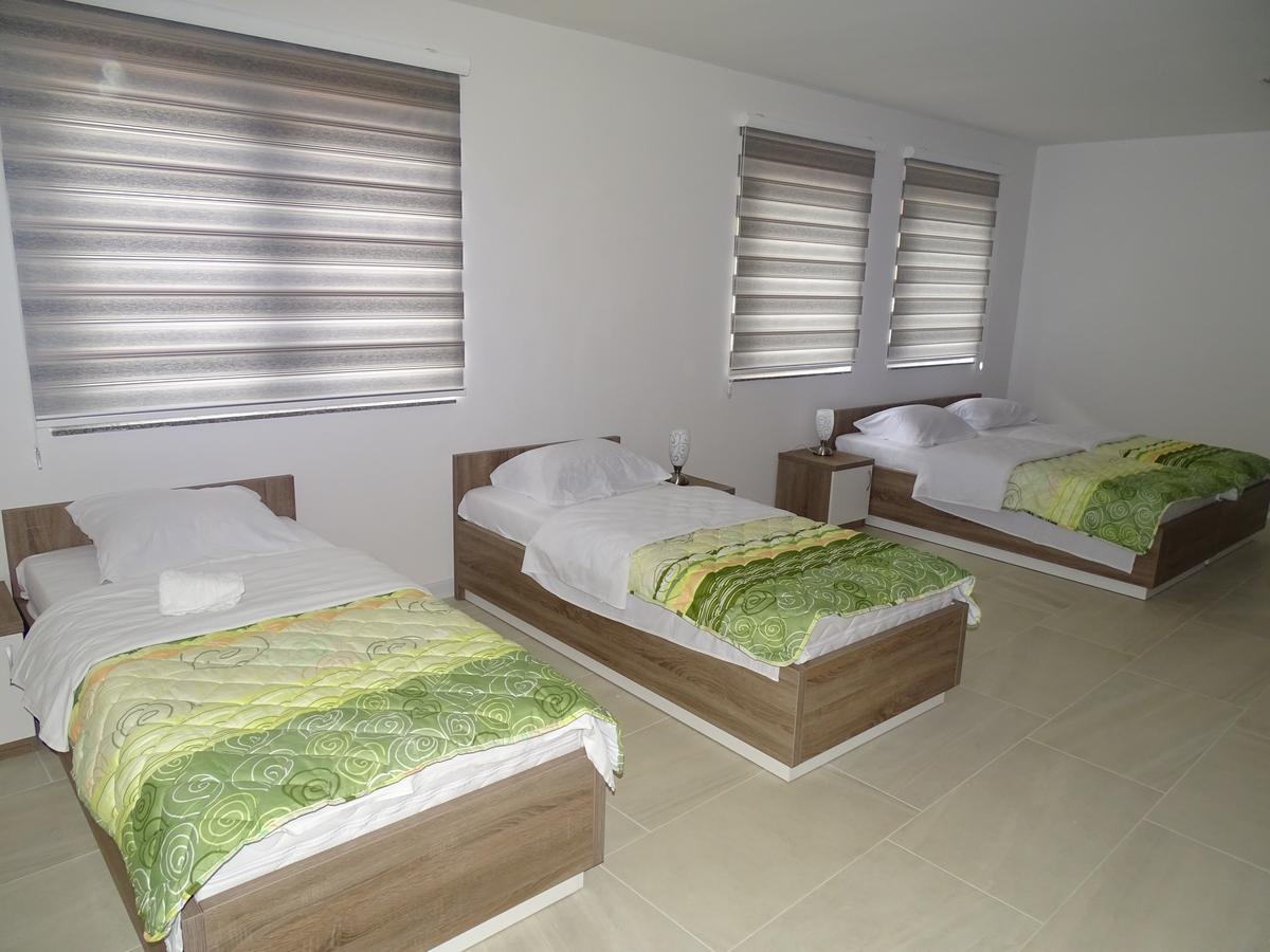 ויסוקו Motel Luxor מראה חיצוני תמונה